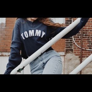 Vintage TOMMY cropped shirt